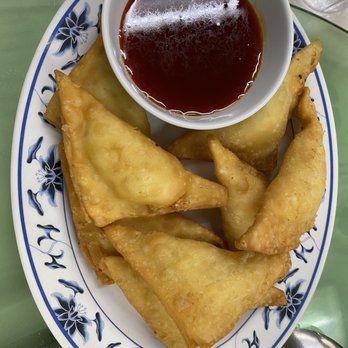 Golden Duck - Cream Cheese Crab Puffs - Seafood Near Me - Honolulu, Hawaii