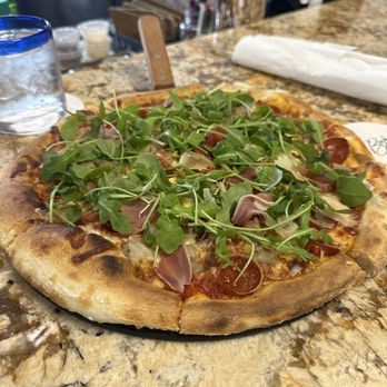 Back Porch Pizza Bar - Cocktail Bars Near Me - Mount Dora, Florida