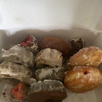 Mr Ronnie's Famous Hot Donuts - Disgusting - Bakeries Near Me - Houma, Louisiana Mr Ronnie's Famous Hot Donuts - Disgusting - Bakeries Near Me - Houma, Louisiana