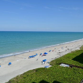 DoubleTree Suites by Hilton Hotel Melbourne Beach Oceanfront - View of beach from 8th floor - Hotels Near Me - Melbourne, Florida DoubleTree Suites by Hilton Hotel Melbourne Beach Oceanfront - View of beach from 8th floor - Hotels Near Me - Melbourne, Florida