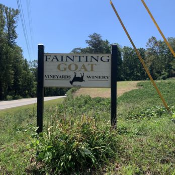 Fainting Goat Vineyards - Wineries Near Me - Jasper, Georgia