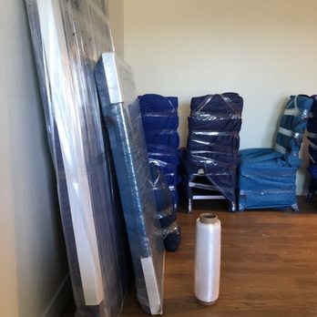 Spartan Van Lines - Enough amount of blankets and stretch film is used for wrapping - Movers Near Me - San Francisco, California