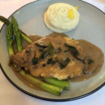 Lilac Montecito - Chicken Marsala - Modern European Near Me - Montecito, California Lilac Montecito - Chicken Marsala - Modern European Near Me - Montecito, California