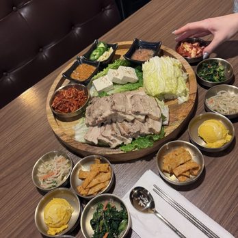Modoo Hansang - bossam - Korean Near Me - Bothell, Washington