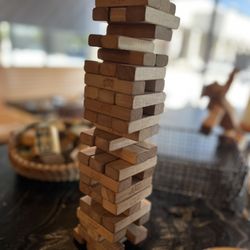 Luna Pizzeria - Jenga!