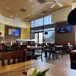 Pho Ivy - Inside