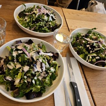 Motorino Pizza - House salad - Pizza Near Me - New York, New York