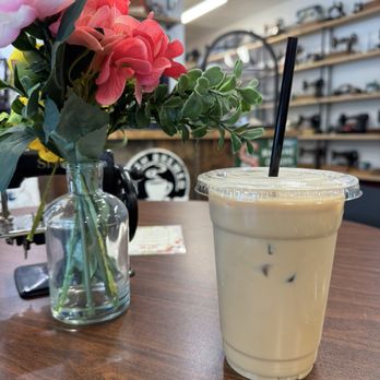 Caledonia Cafe - Coffee & Tea Near Me - Fayetteville, Pennsylvania Caledonia Cafe - Coffee & Tea Near Me - Fayetteville, Pennsylvania