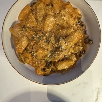 Decore - Rigatoni alla boscaiola - Italian Near Me - San Diego, California