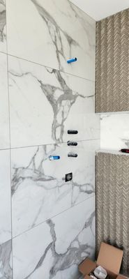 Alzamora's Plumbing Logo