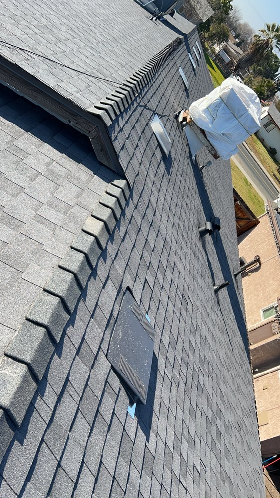 Slide of Jacobo Roofing