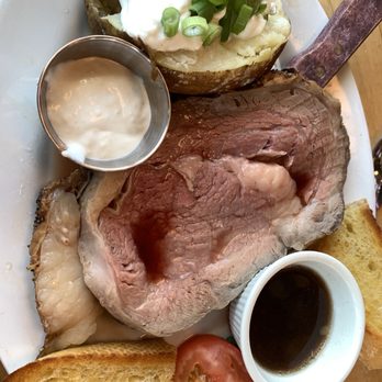 Sea Shanty - Prime rib dinner - New American Near Me - Cayucos, California