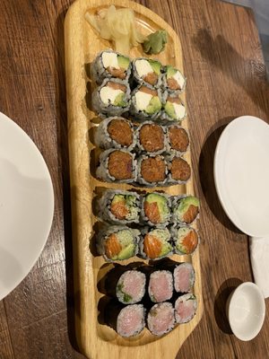 QU JAPAN BISTRO & BAR by null
