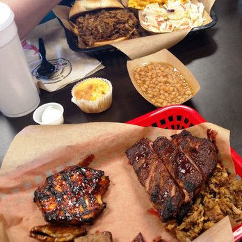 Deet's BBQ - Everything was very delicious! In my opinion the chicken was the best, then the ribs, corn bread, pulled pork, brisket, lastly the beans - Barbeque Near Me - Maumee, Ohio
