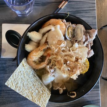 19 GOLD - Surf and Turf Combo - Taiwanese Near Me - Seattle, Washington