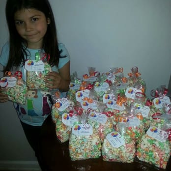 Pops Corn Crib - Personalized gift bags. - Popcorn Shops Near Me - Crystal Lake, Illinois