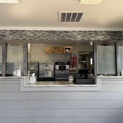 Double D's Ice Creme