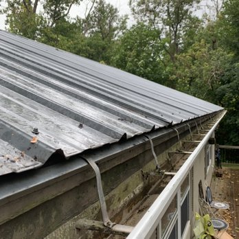 SnoWorks Property Management - Gutter cleaning - Handyman Near Me SnoWorks Property Management - Gutter cleaning - Handyman Near Me