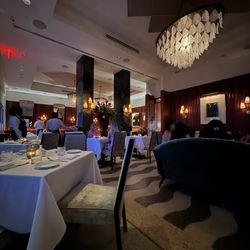 Sant Ambroeus Palm Beach