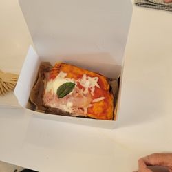Bonta Bakery - Ham and cheese pizza
