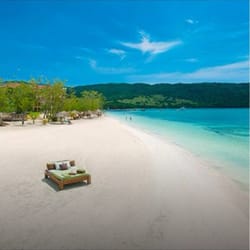 Custom Travel Services - The beach we will be laying on in October!