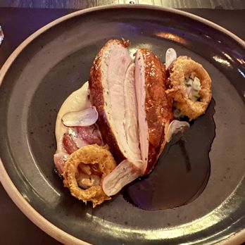 Garrison - PASTURE RAISED CHICKEN braised radishes, leek soubise, truffle jus - New American Near Me - Austin, Texas