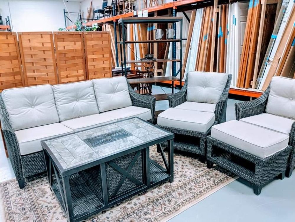 HABITAT FOR HUMANITY RESTORE Updated May 2024 15 Photos 133 S