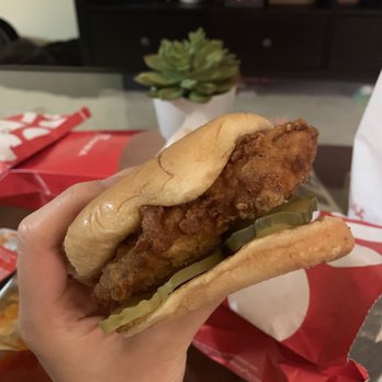 Chick-fil-A - Spicy chicken sandwich - Fast Food Near Me - Sunnyvale, California Chick-fil-A - Spicy chicken sandwich - Fast Food Near Me - Sunnyvale, California