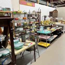 Big Peach Antique Mall