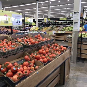 FreshCo - Lots of items on sale - Grocery Near Me - Mississauga, Ontario