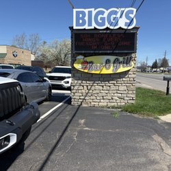 Biggs Bar & Grill - Sign