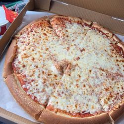 Daniels pizza - Cheese pizza