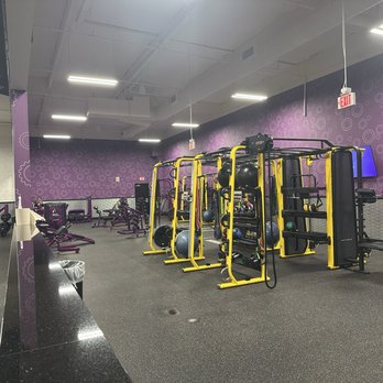 Planet Fitness - Fractional Training Zone - Gyms Near Me - Vallejo, California