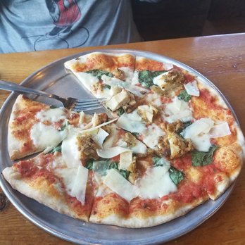 Sky High Brewery and Pub - Daily Pizza Special: Chicken Parm Pizza - Breweries Near Me - Corvallis, Oregon