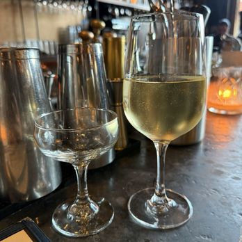 Bacari GDL - Friday Vibes - Mediterranean Near Me - Glendale, California