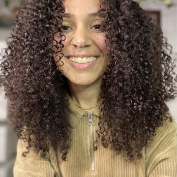 Bloom Beauty Lounge - Hair Salons Near Me - New York, New York