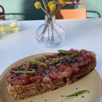 Crudo e Nudo - Seafood Near Me - Santa Monica, California