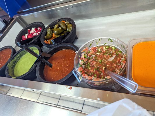 Los Cuates Taqueria by null