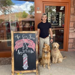 The Cut Scene - The owner and his dogs (Dug & Rosie)