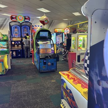 Chuck E. Cheese - lots of games to play - Pizza Near Me - San Diego, California Chuck E. Cheese - lots of games to play - Pizza Near Me - San Diego, California