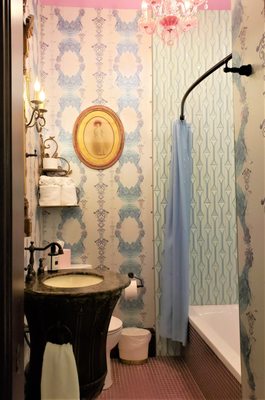 The Roxbury Hotel by null