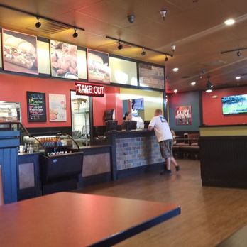 Round Table Pizza - New renovations inside roundtable - Pizza Near Me - Oroville, California