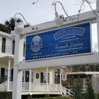 Pilot House - The street sign - Seafood Near Me - Wilmington, North Carolina