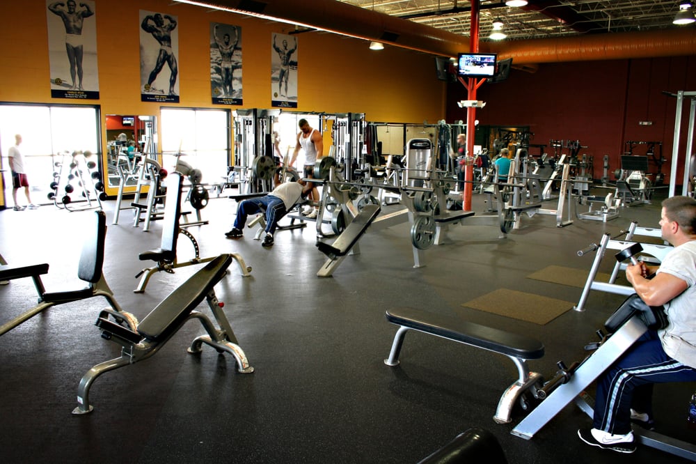 GOLD’S GYM 10 Photos & 23 Reviews 5002 Airport Rd, Roanoke, VA Yelp