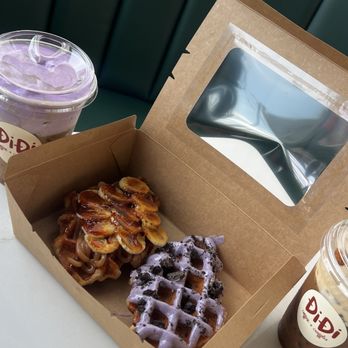 Di Di Coffee - Ube coffee Biscoff coffee Banana Brulee croffle Ube cookies & cream croffle - Cafes Near Me - Houston, Texas Di Di Coffee - Ube coffee Biscoff coffee Banana Brulee croffle Ube cookies & cream croffle - Cafes Near Me - Houston, Texas