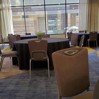 Hyatt Regency Phoenix - Hotels Near Me - Phoenix, Arizona