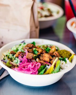 HUMMUS Bowls & Wraps | Mediterranean & Greek Food by null