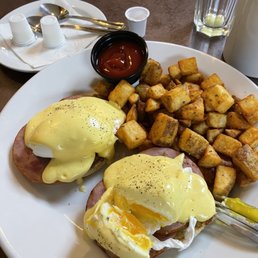 Perfect poached Medium!!!! Perfect poached Medium!!!!