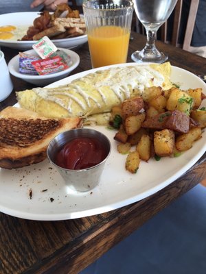 On Point Bistro by null