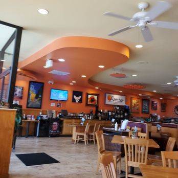 Brunchies - the interior of a restaurant - Breakfast & Brunch Near Me - Tampa, Florida Brunchies - the interior of a restaurant - Breakfast & Brunch Near Me - Tampa, Florida